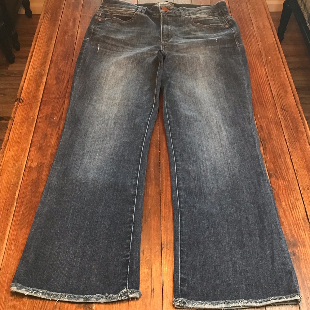 DEMOCRACY ANKLE STRAIGHT LEG JEANS